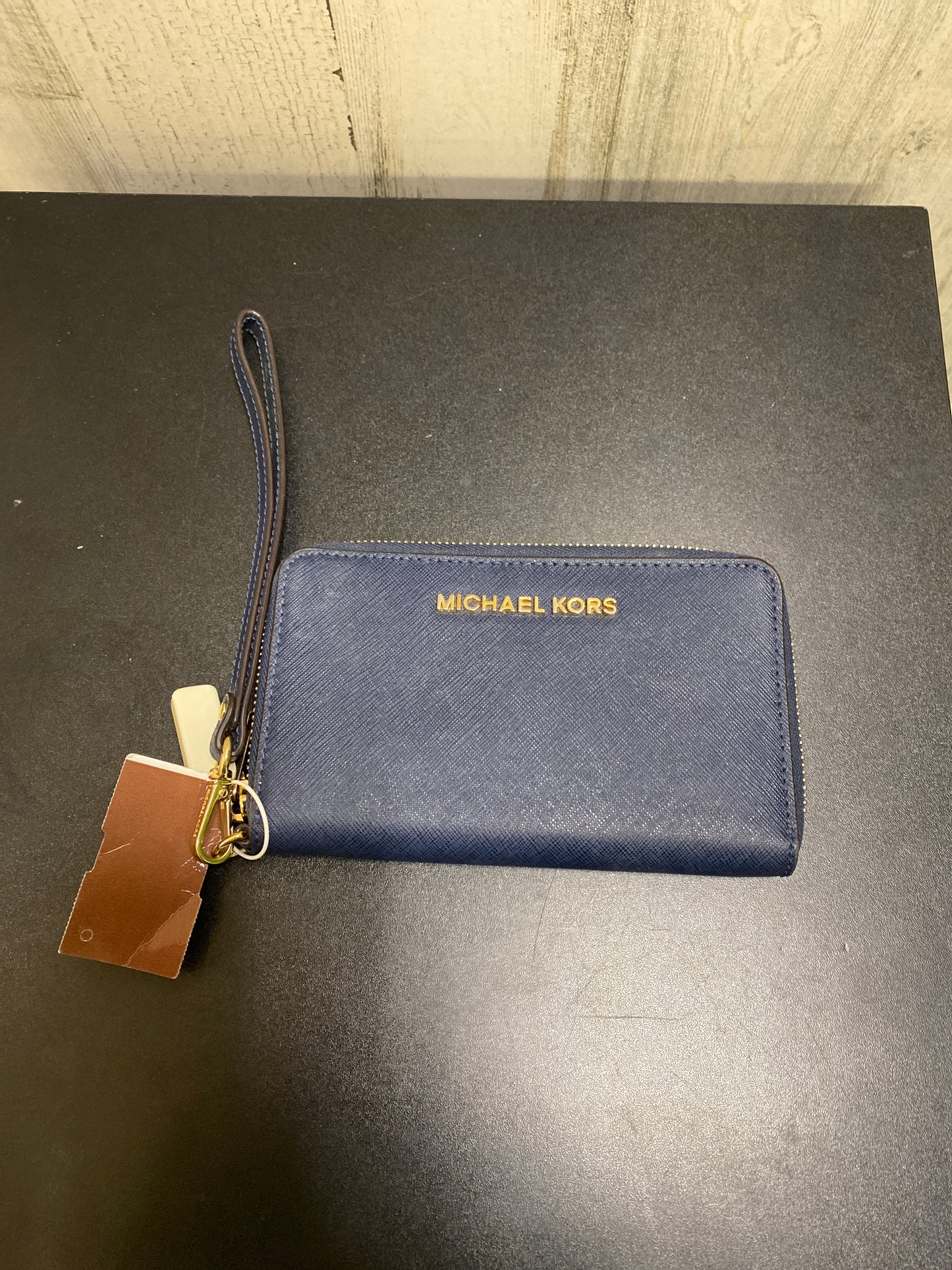 Wallet By Michael Kors Size: Medium