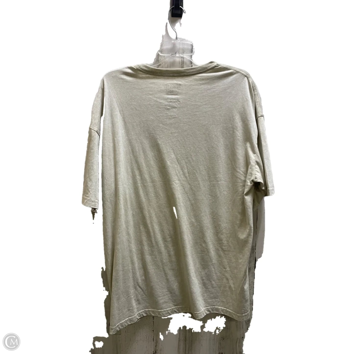 Top Short Sleeve By Clothes Mentor In Tan, Size: L