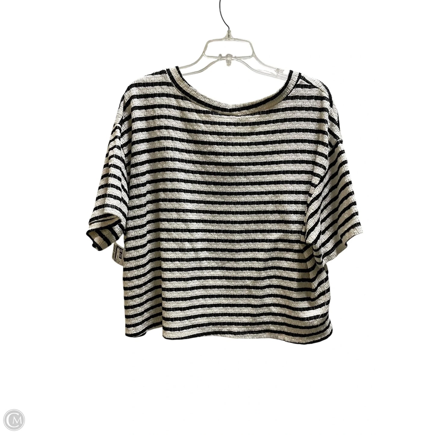 Top Short Sleeve By Arula In Striped Pattern, Size: 1x