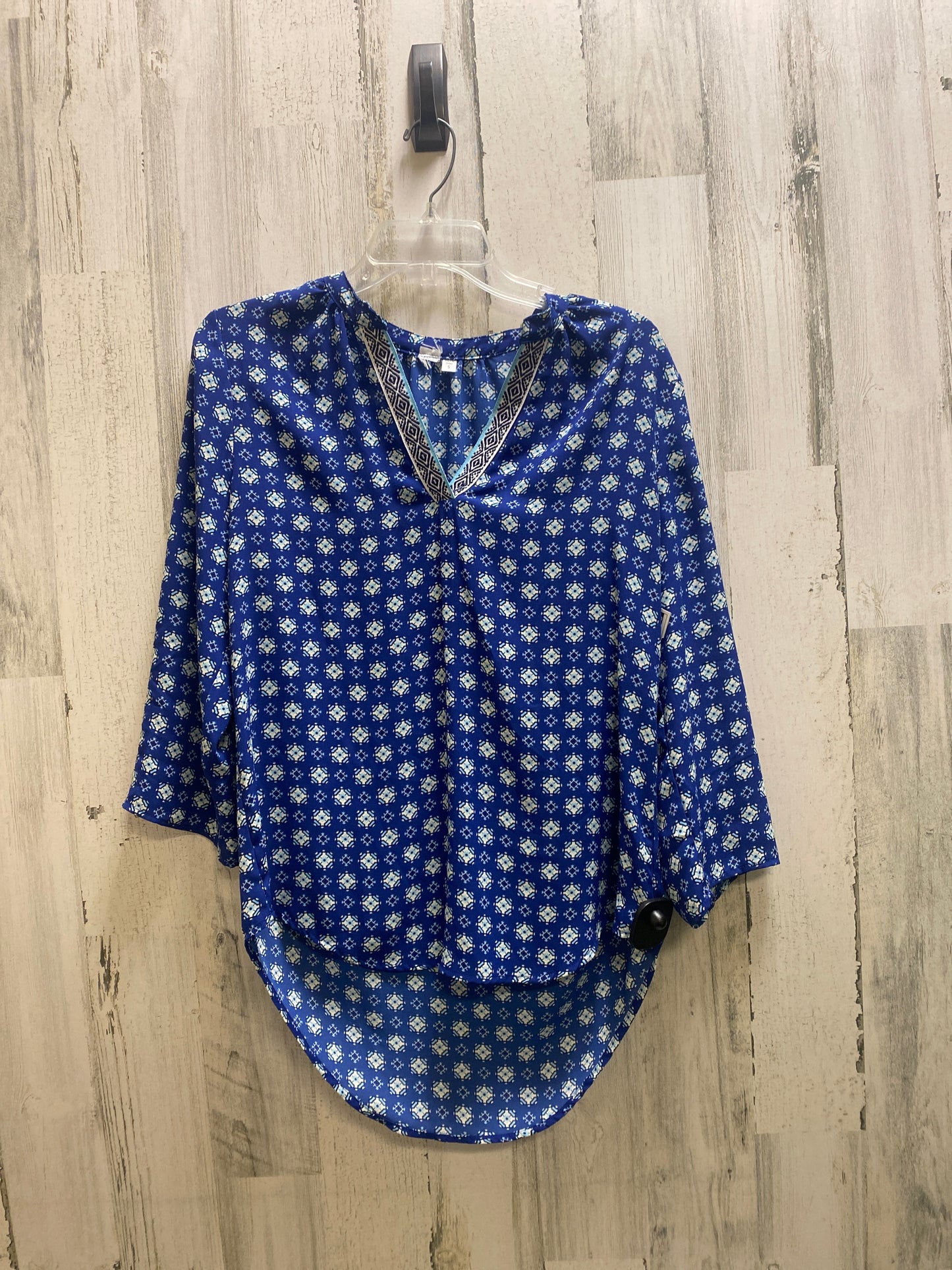 Top Short Sleeve By Clothes Mentor Size: S