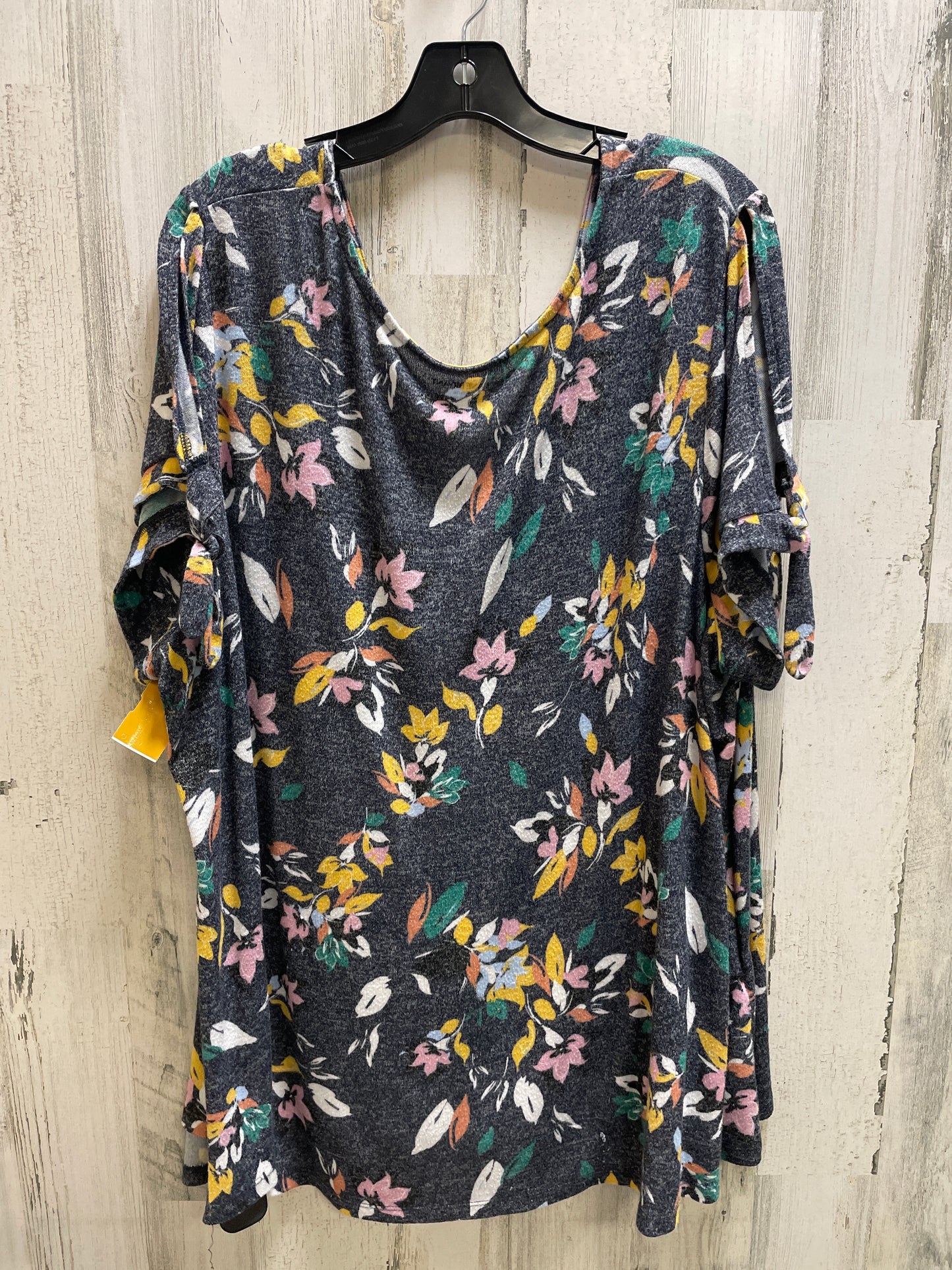 Top Short Sleeve By Lane Bryant In Floral Print, Size: 3x