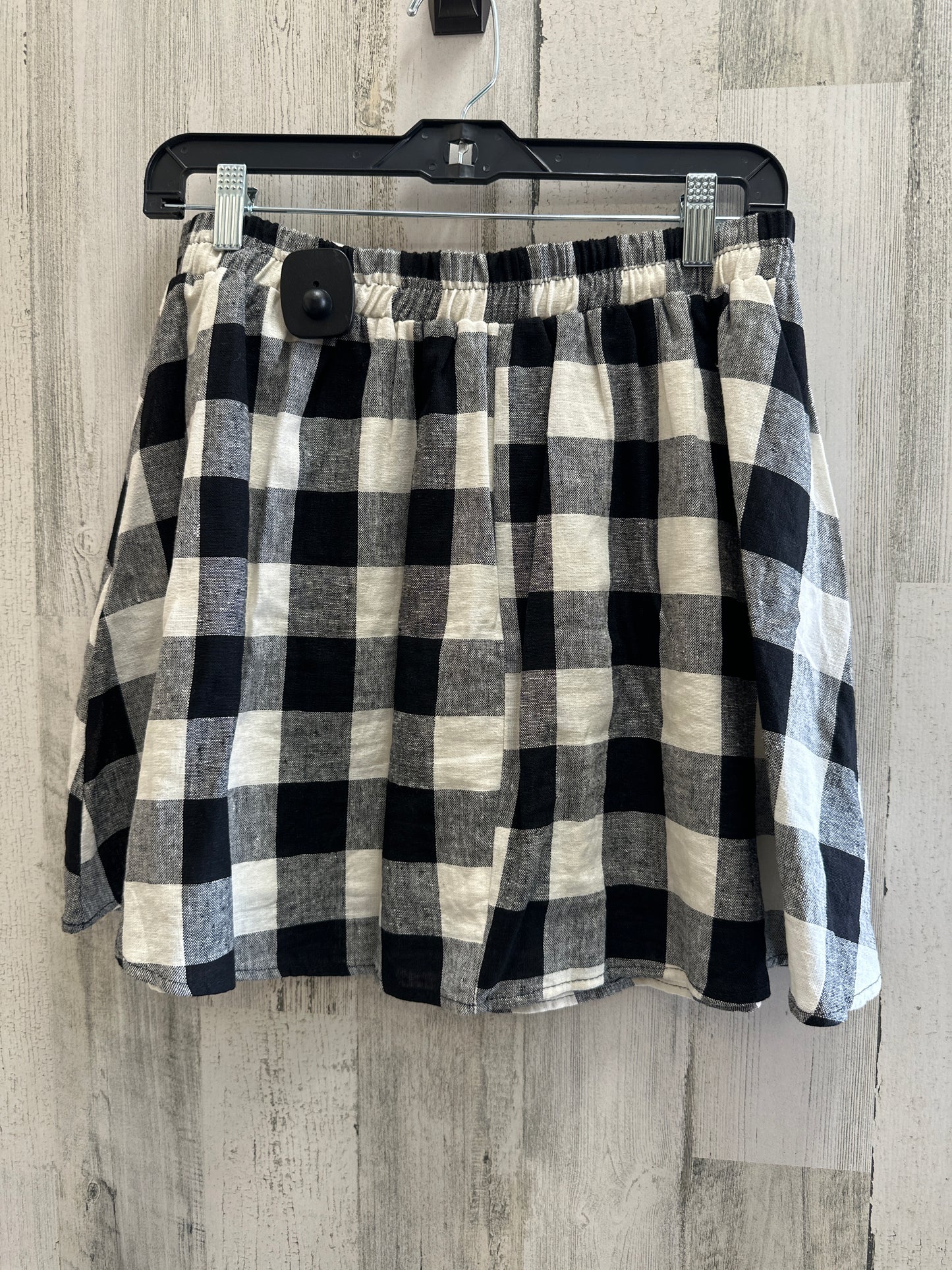 Skirt Mini & Short By Everly  Size: 8