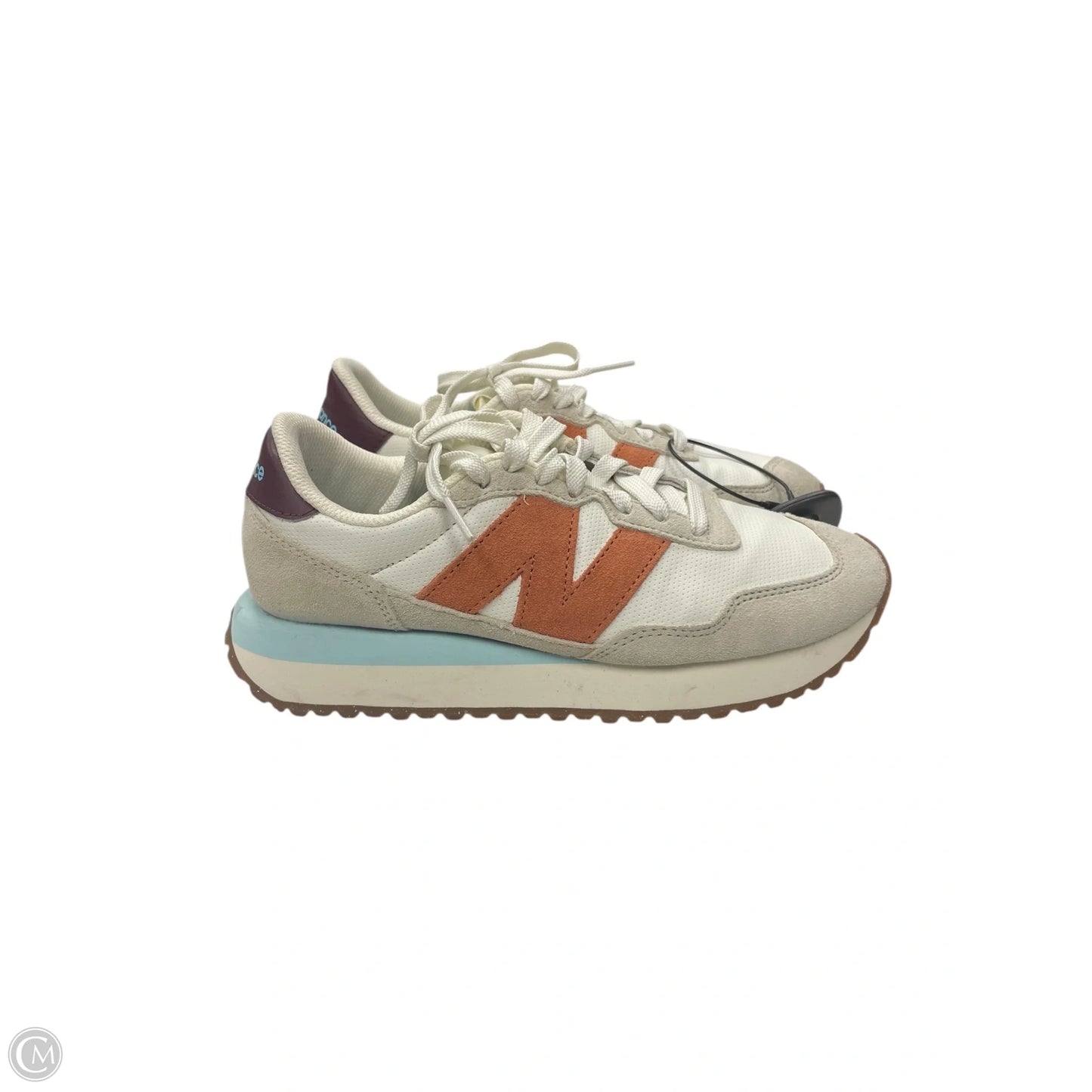 Shoes Sneakers By New Balance In Tan, Size: 8.5