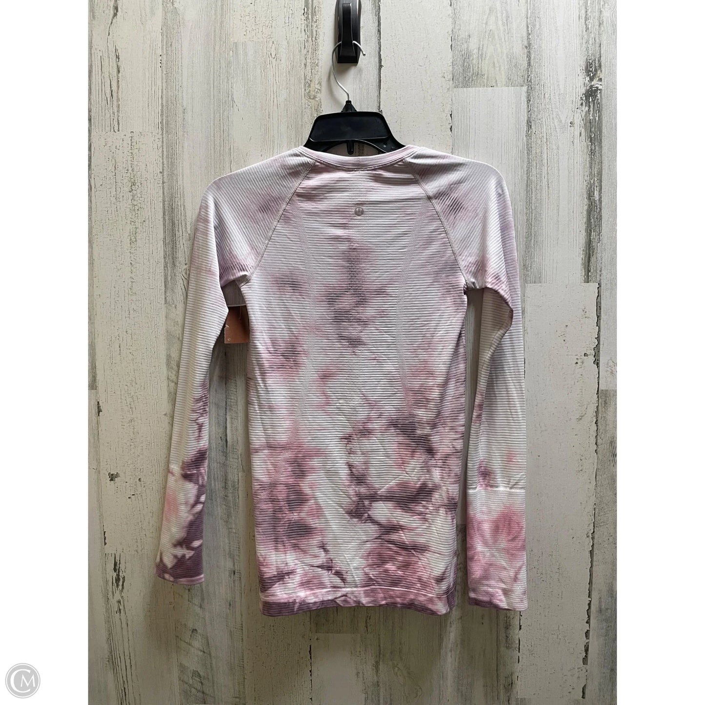 Athletic Top Long Sleeve Collar By Lululemon In Pink, Size: 4