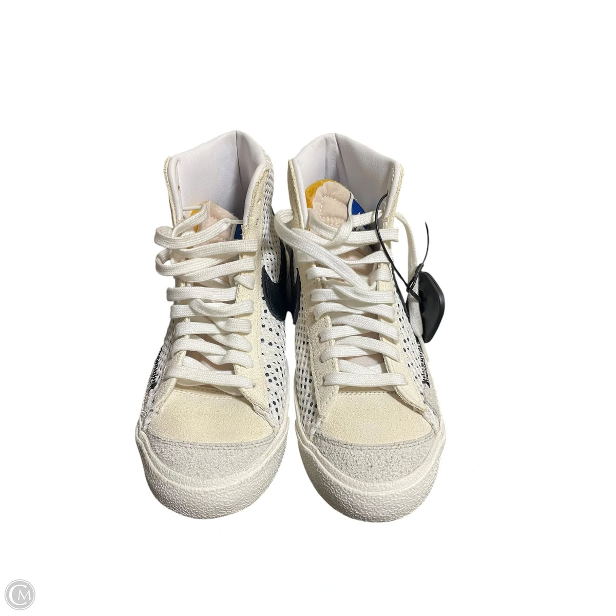 Shoes Sneakers By Nike In Cream, Size: 7.5