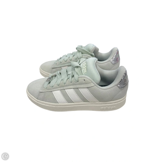 Shoes Sneakers By Adidas In Green, Size: 9