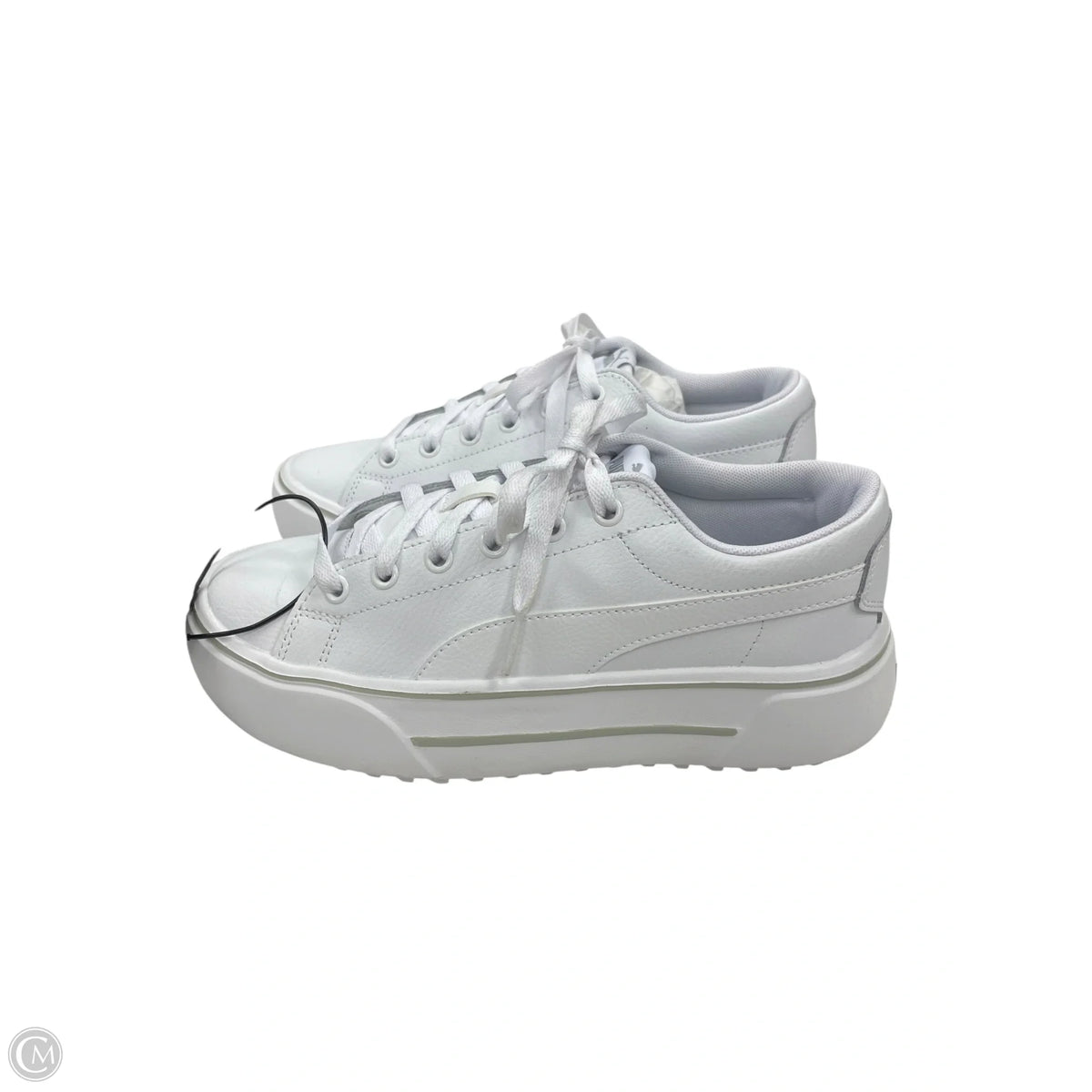 Shoes Sneakers By Puma In White, Size: 7