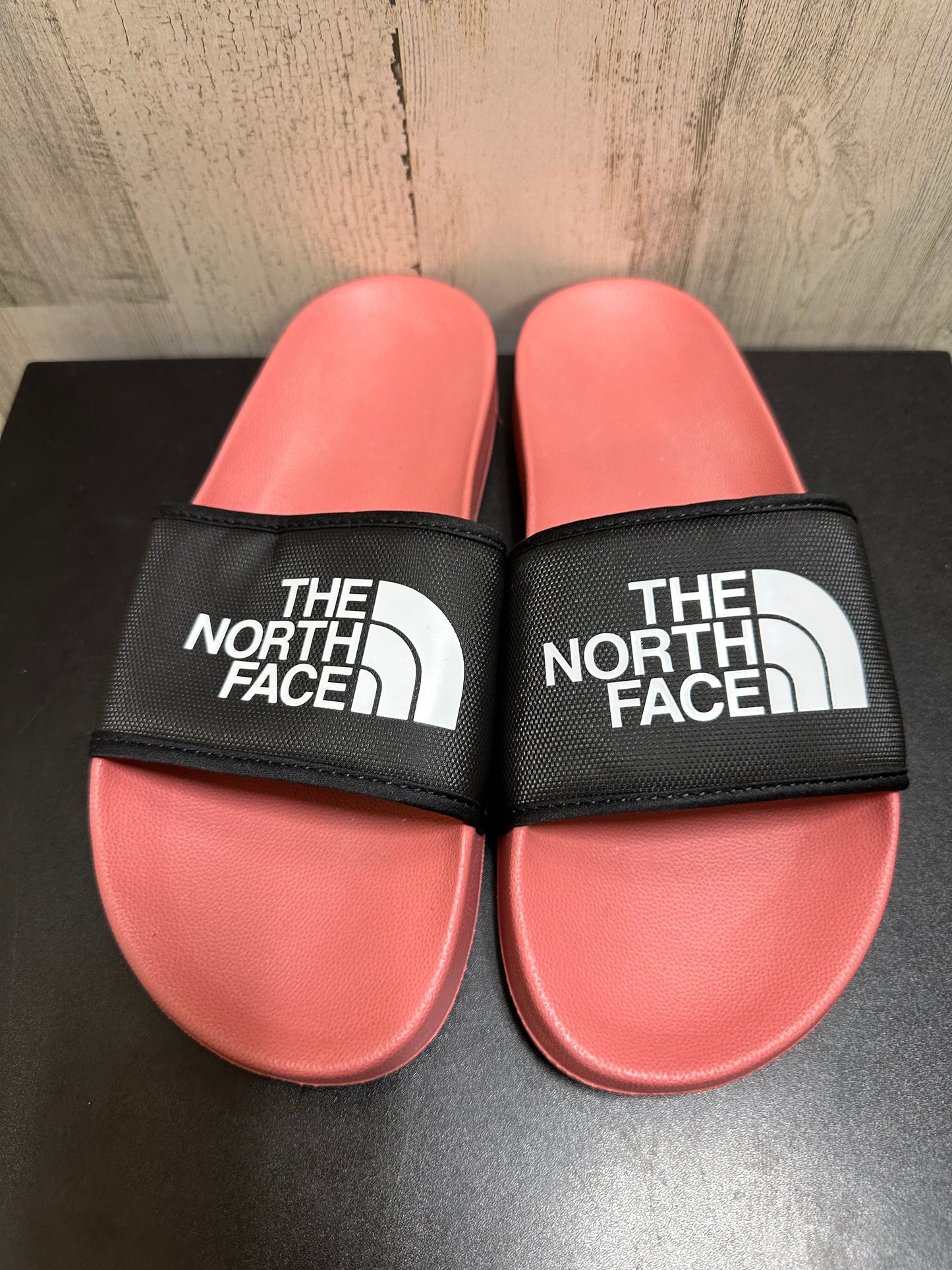 Pink Sandals Flats The North Face, Size 10