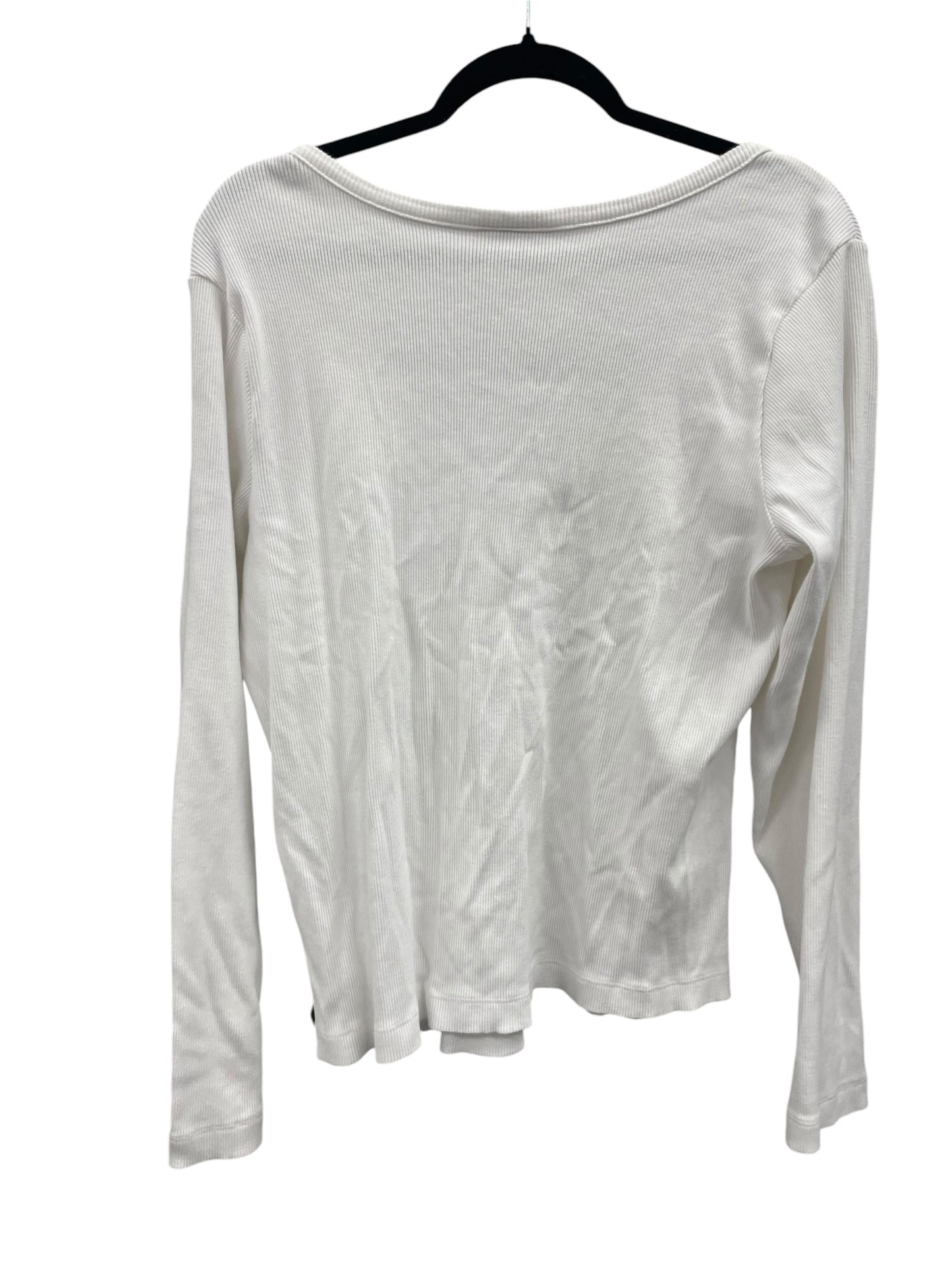 Top Long Sleeve By Universal Thread In White, Size: 2x