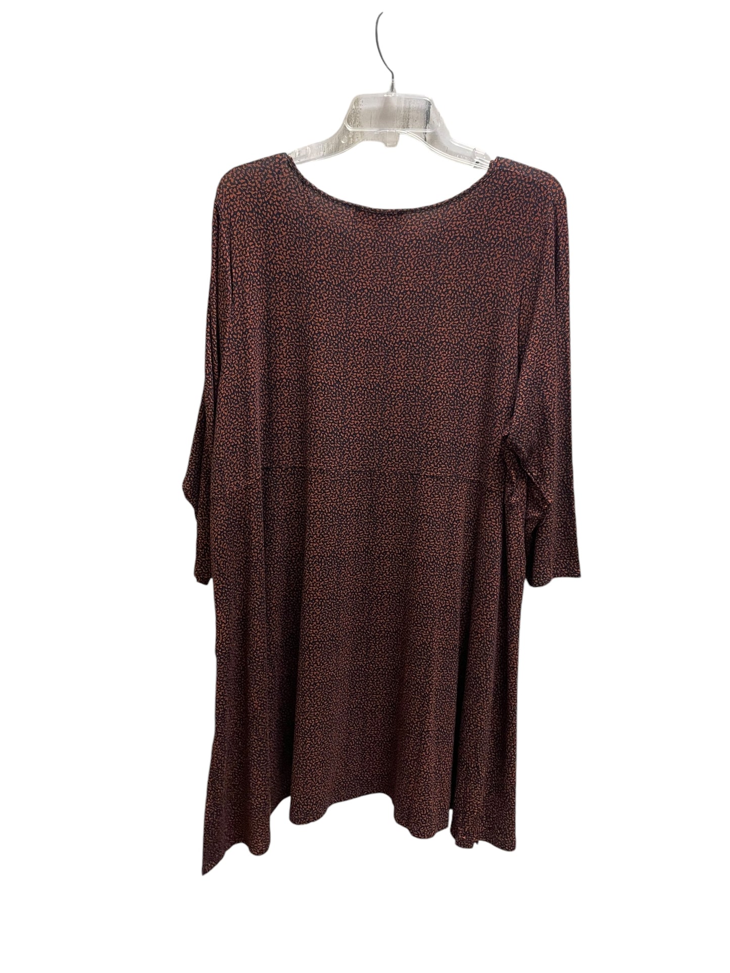 Top 3/4 Sleeve By Philosophy In Brown, Size: 1x