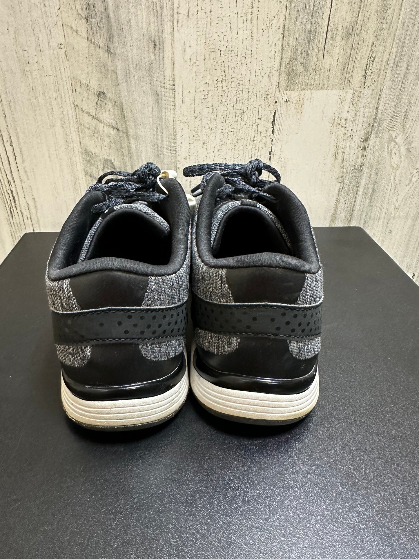 Black Shoes Sneakers New Balance, Size 12