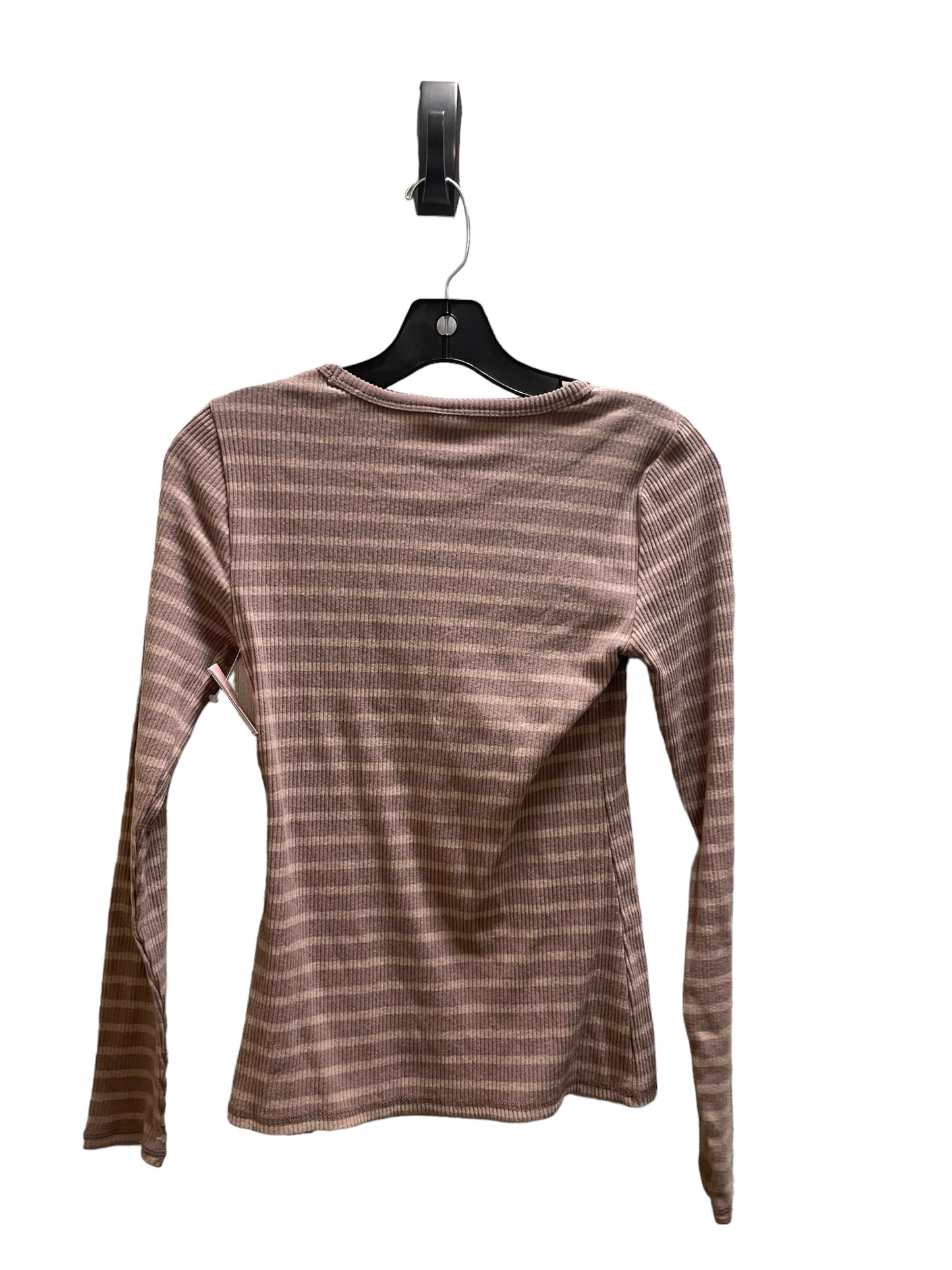 Top Long Sleeve By Old Navy In Pink, Size: S