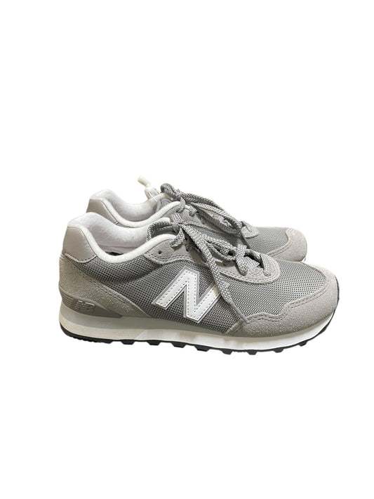 Shoes Sneakers By New Balance In Grey, Size: 6