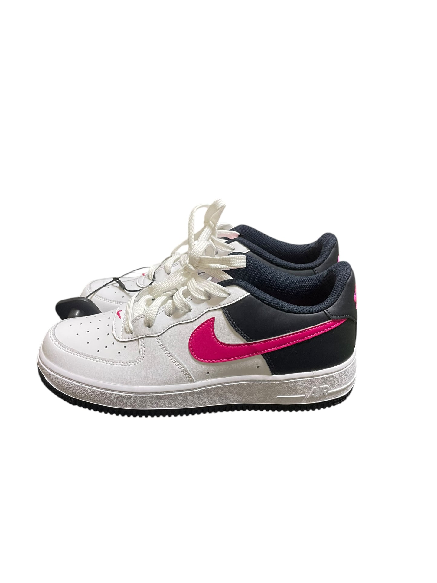 Shoes Sneakers By Nike In White, Size: 8