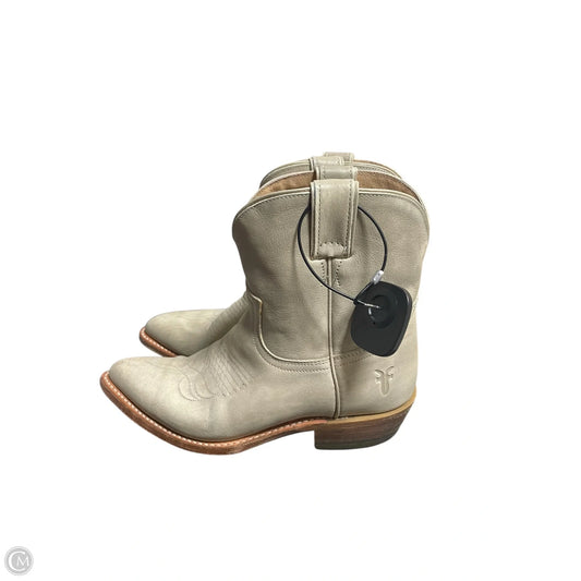 Boots Designer By Frye In Cream, Size: 8