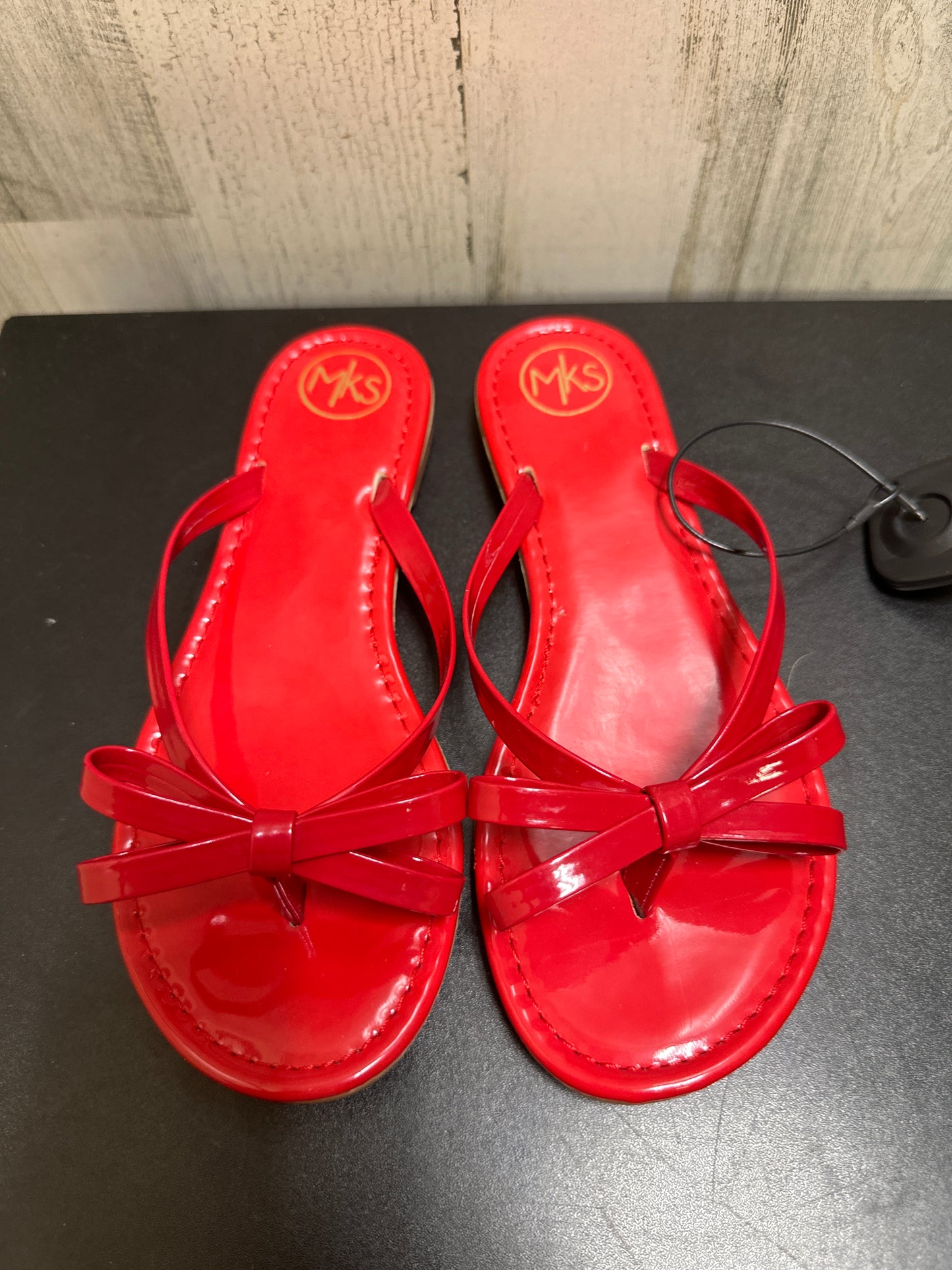 Sandals Flats By Clothes Mentor  Size: 6