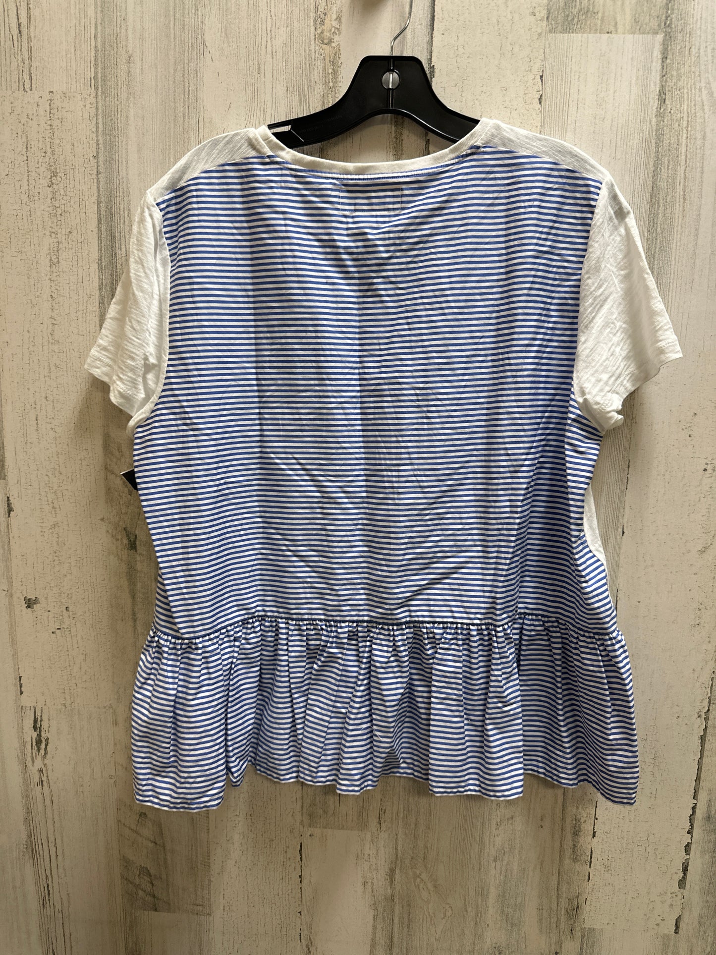 White Top Short Sleeve Clothes Mentor, Size Xl
