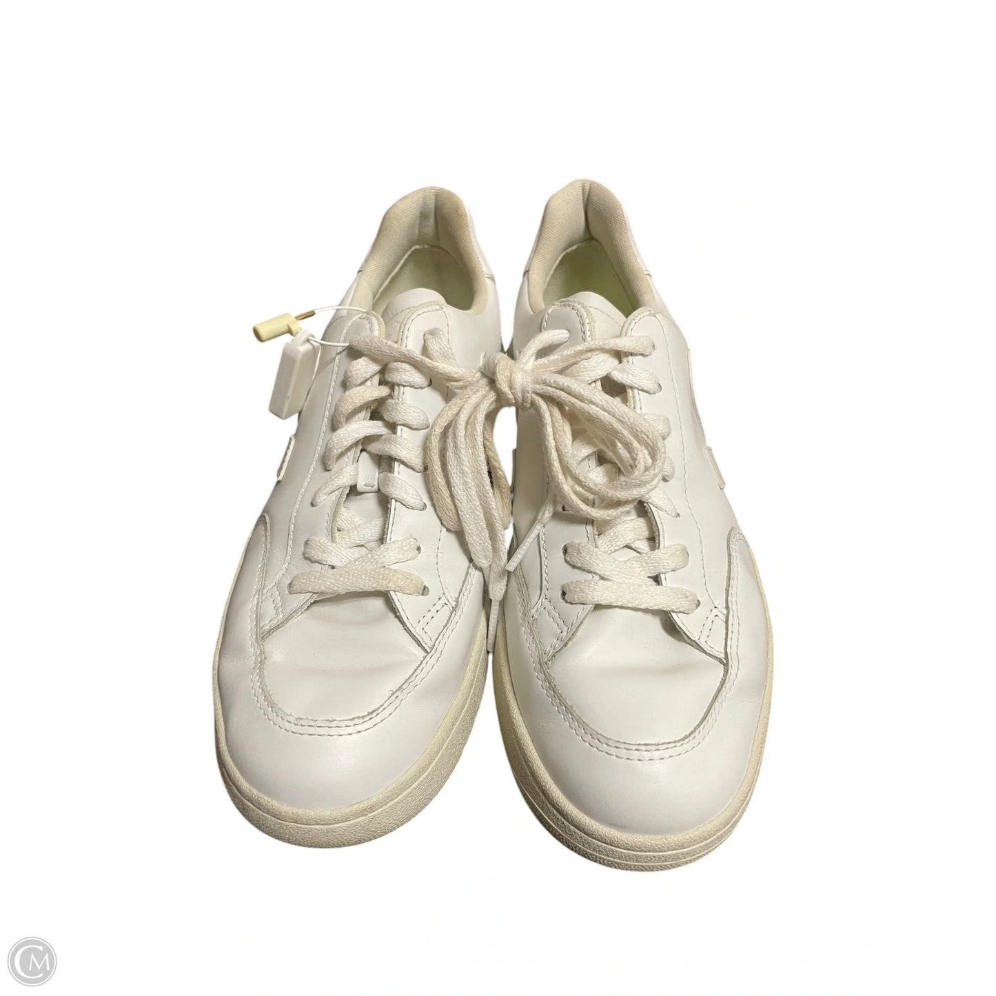 Shoes Sneakers By Veja In White, Size: 9