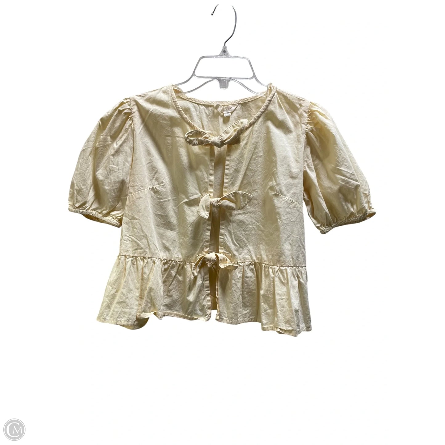 Top Short Sleeve By Sim & Sam In Yellow, Size: Xs
