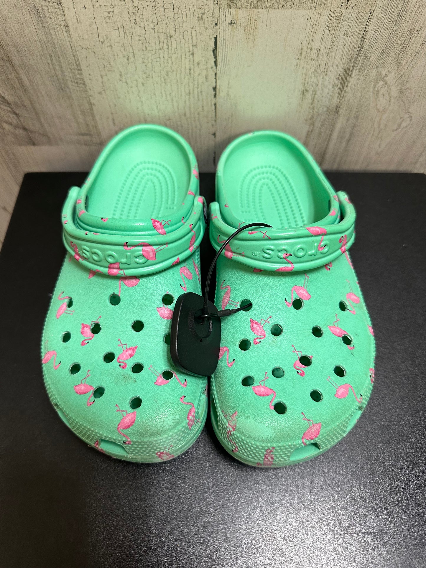 Green Shoes Flats Crocs, Size 9