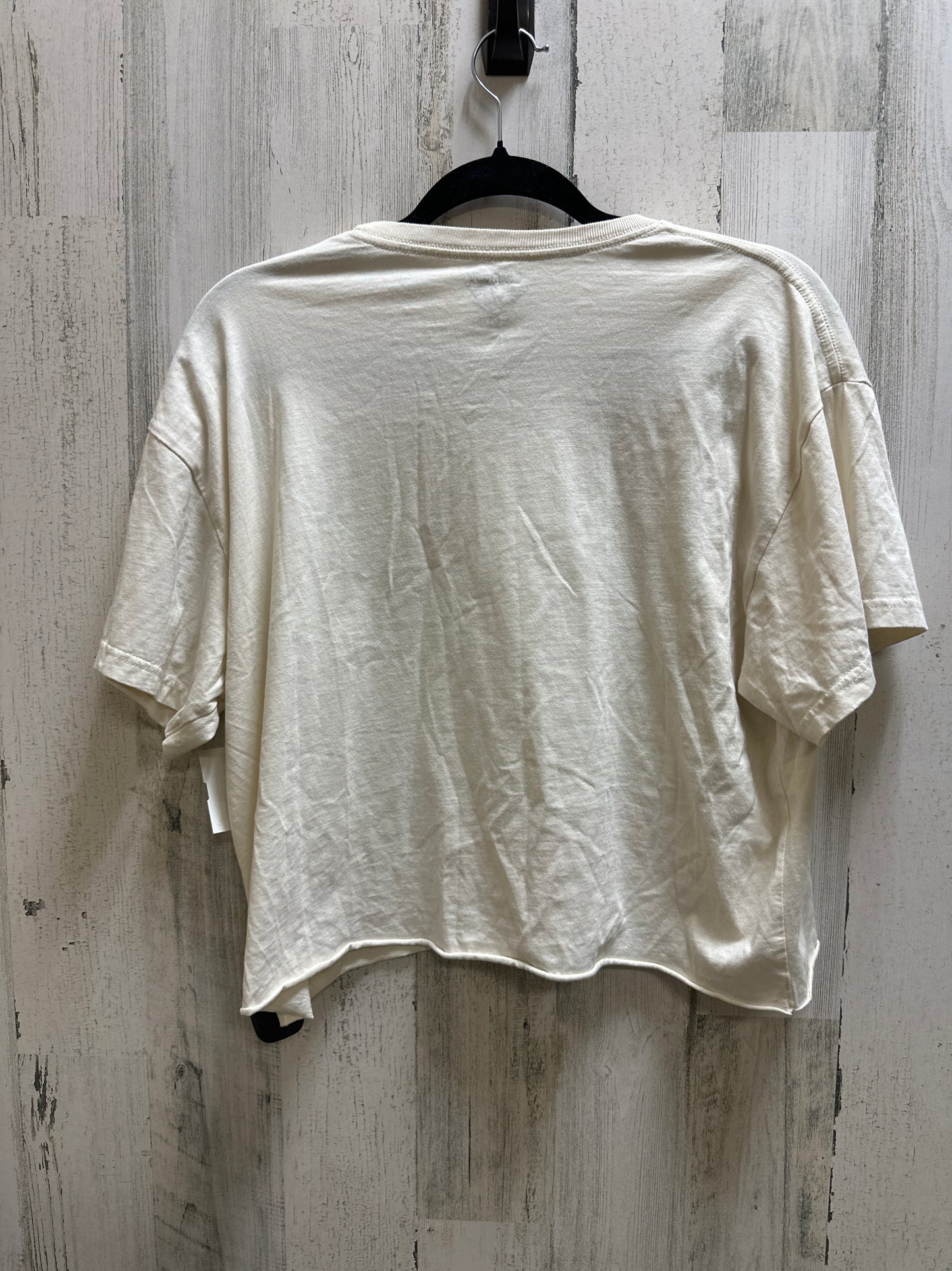 Cream Top Short Sleeve Clothes Mentor, Size M