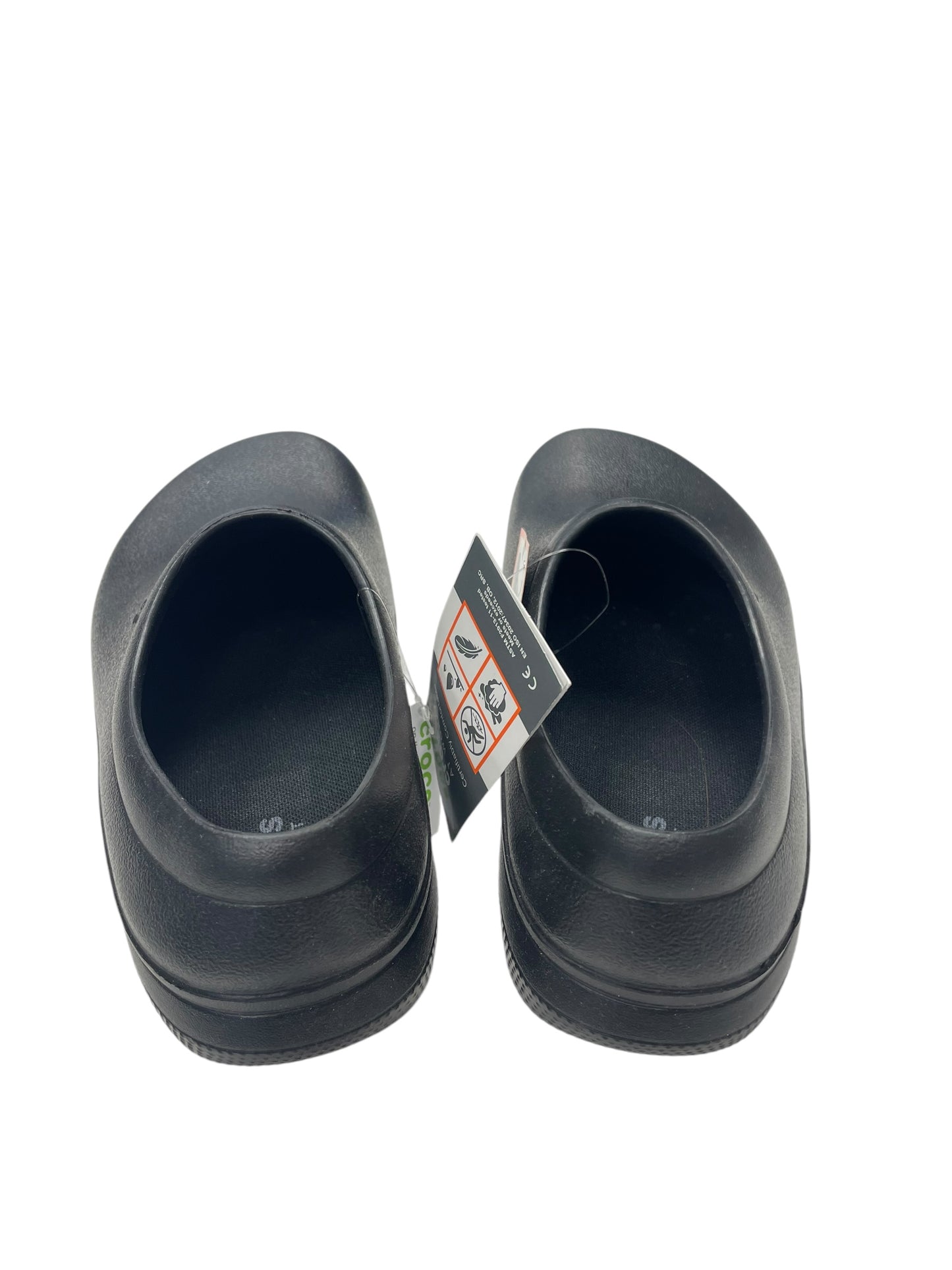 Shoes Flats By Crocs In Black, Size: 7