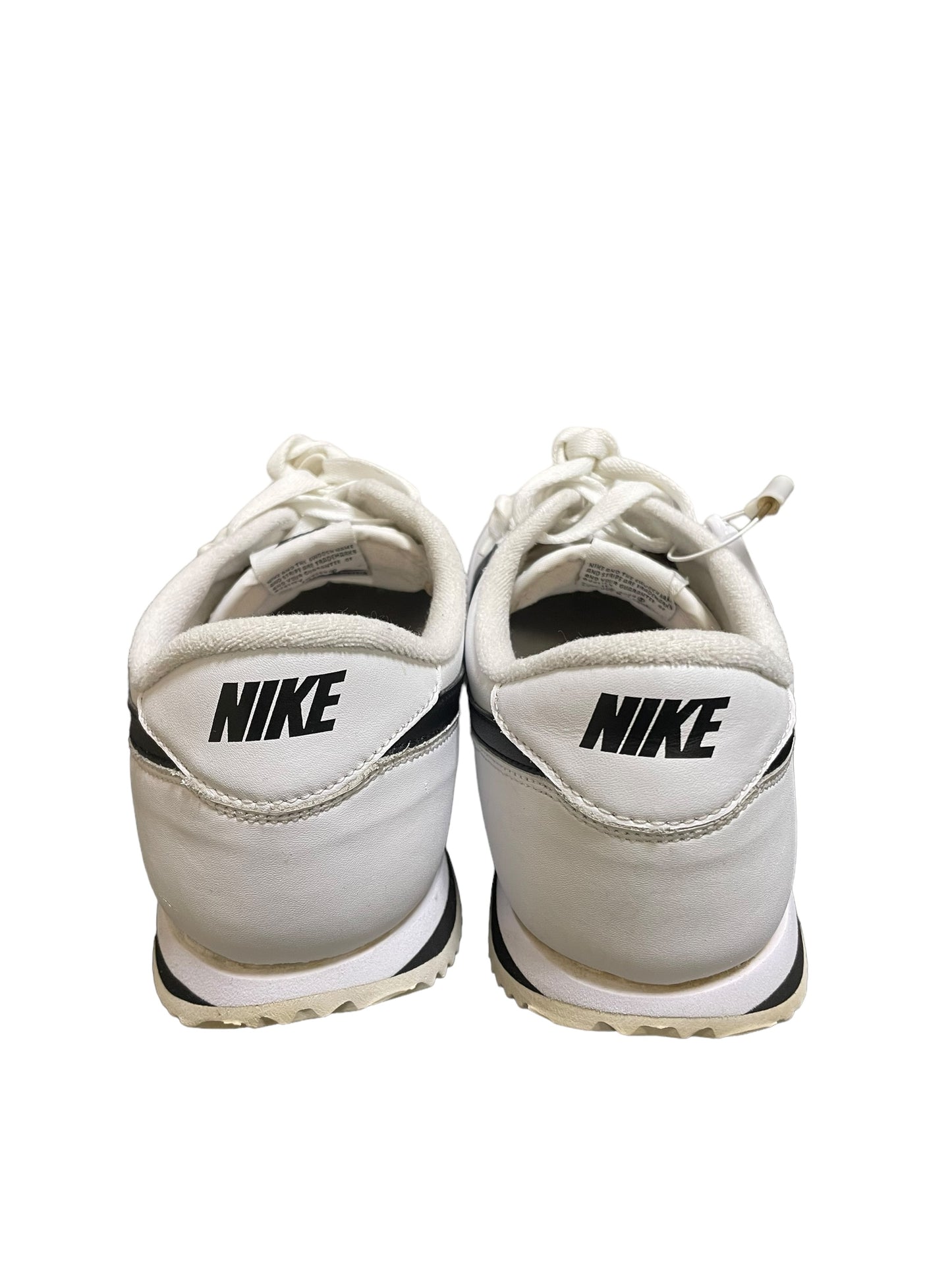 Shoes Sneakers By Nike In White, Size: 10