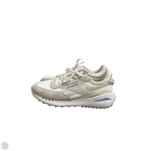 Shoes Sneakers By Reebok In White, Size: 8.5