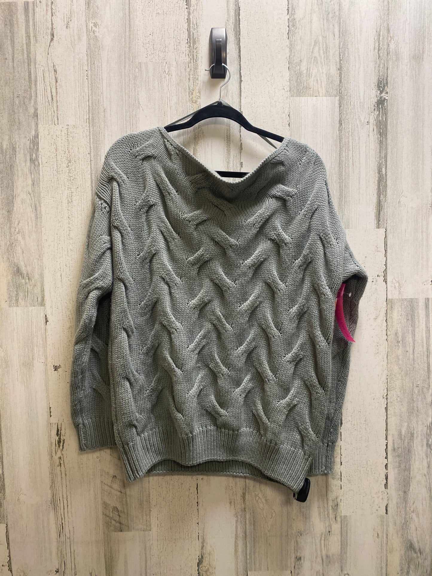 Sweater By Clothes Mentor  Size: S