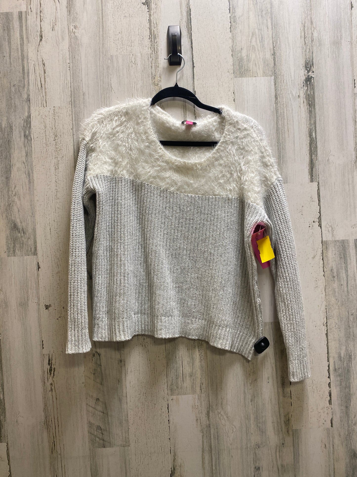 Sweater By Vince Camuto  Size: M